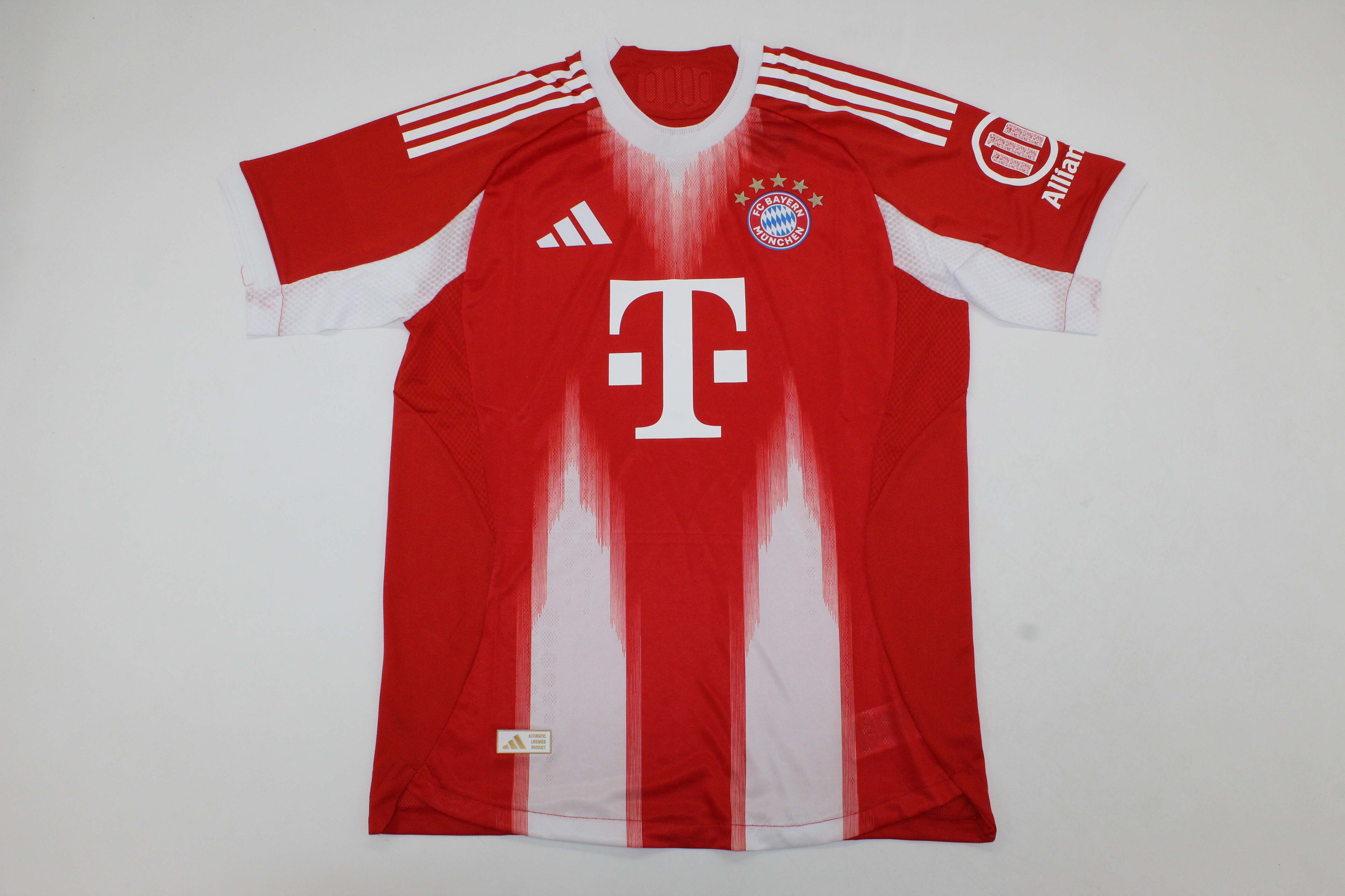bayern munich local 25/26