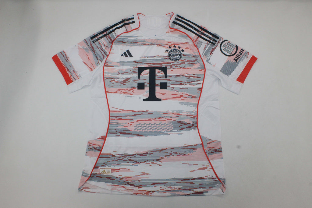 Bayern munich 25/26 visitante