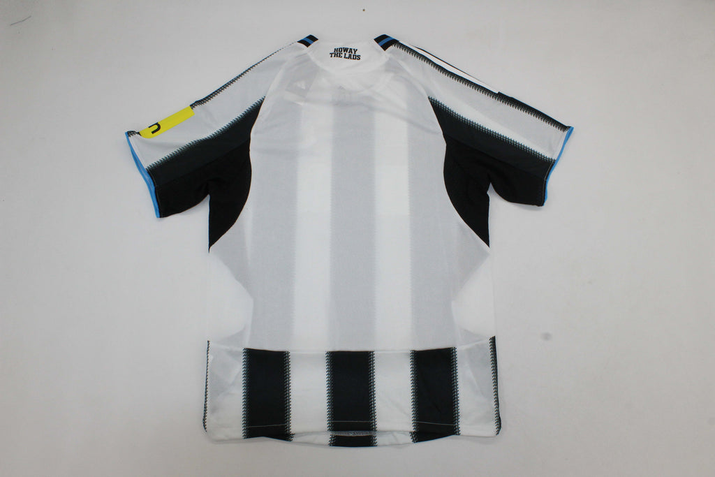 camiseta newcastle 25/26 local